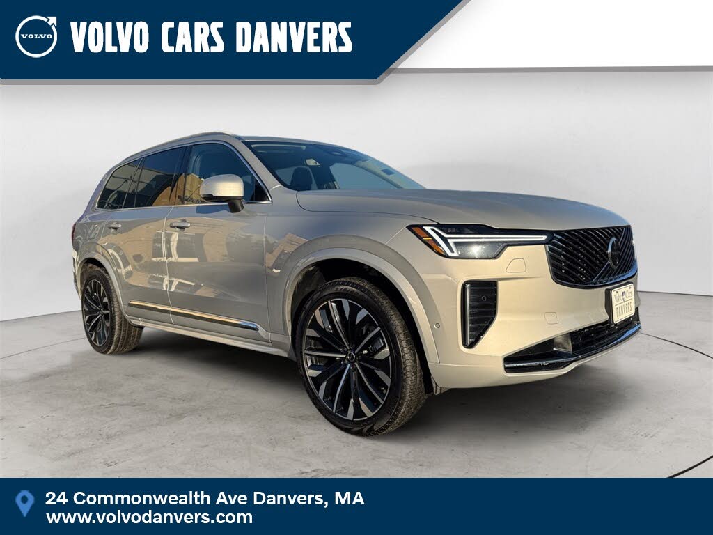 2025 Volvo XC90 B5 Plus Bright Theme 7-Passenger AWD
