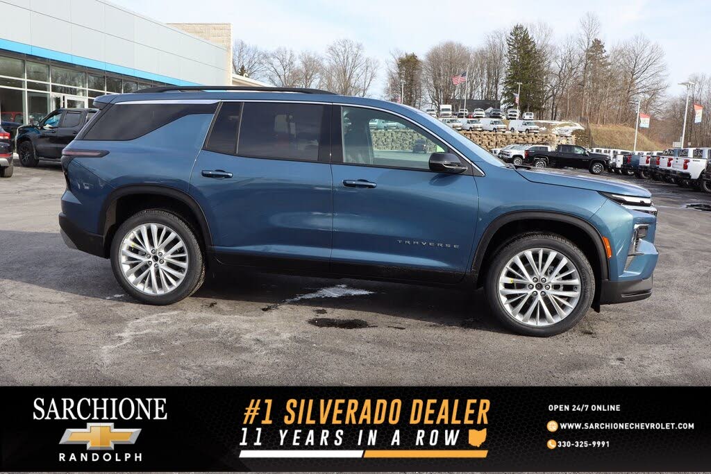 2026 Chevrolet Traverse LT FWD