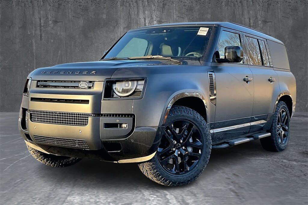 2026 Land Rover Defender 130 P400 Outbound AWD