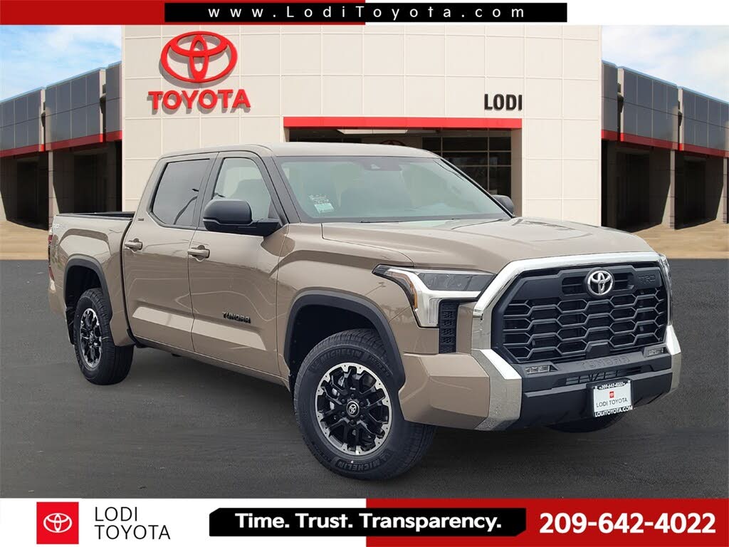 2026 Toyota Tundra SR5 CrewMax Cab 4WD