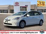 Toyota Prius v FWD