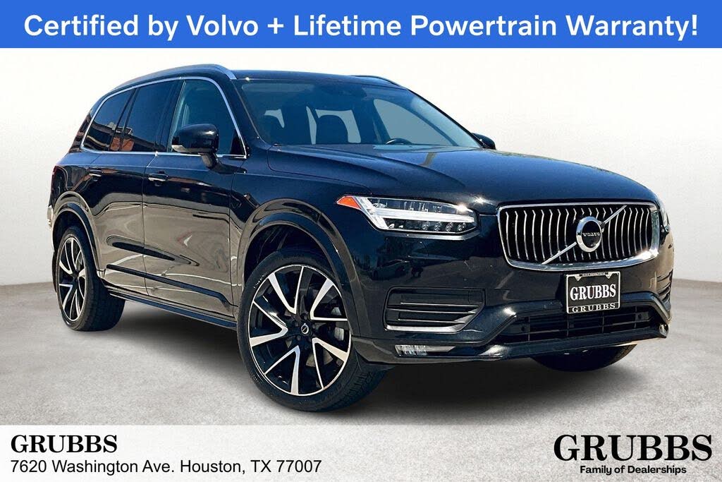 2022 Volvo XC90 T6 Momentum 7-Passenger AWD