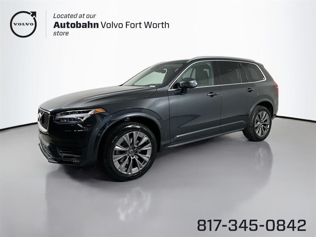 2022 Volvo XC90 T6 Momentum 6-Passenger AWD