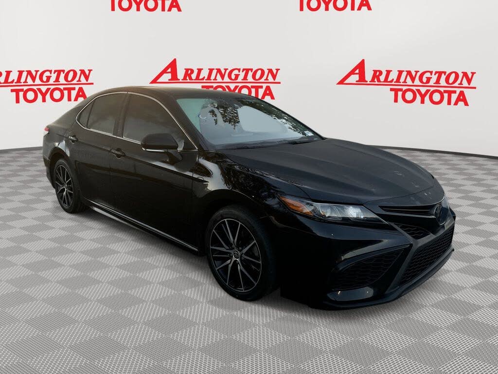 2023 Toyota Camry SE FWD