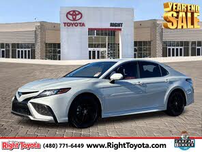 Toyota Camry Hybrid XSE FWD