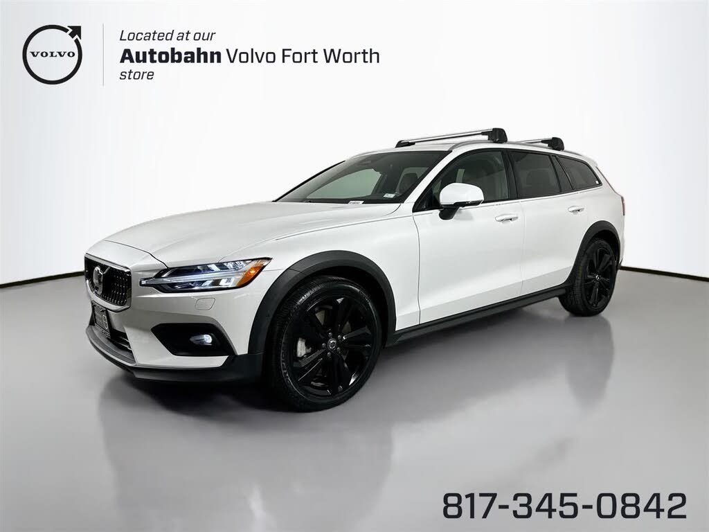 2023 Volvo V60 Cross Country B5 Plus AWD