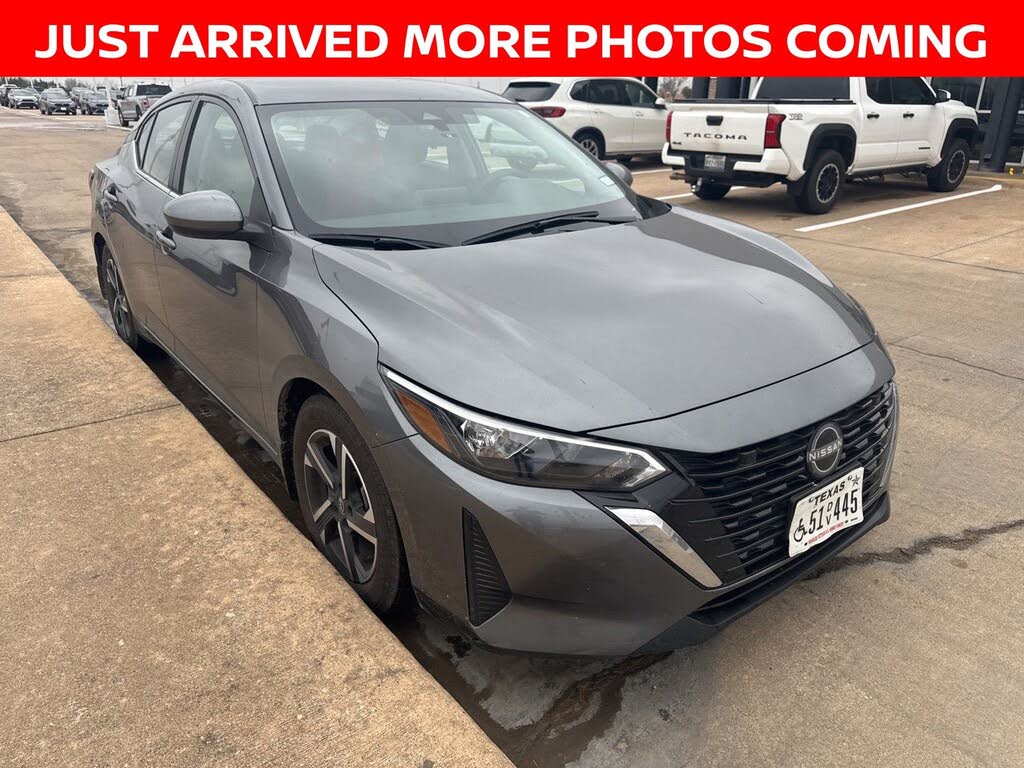 2024 Nissan Sentra SV FWD
