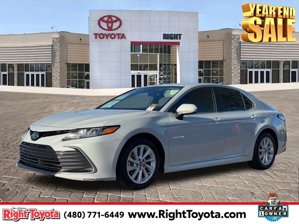 2024 Toyota Camry LE FWD