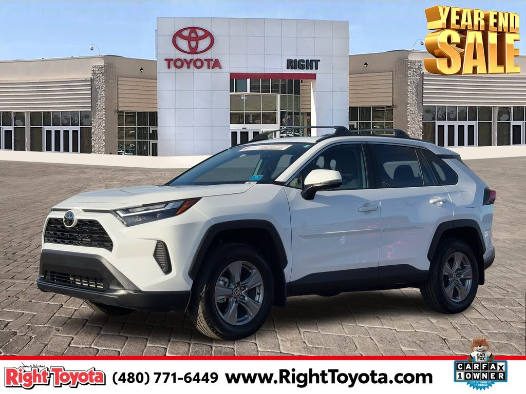 2024 Toyota RAV4 XLE FWD