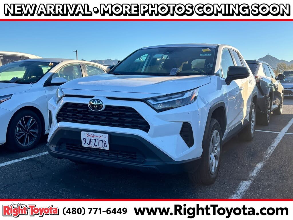 2024 Toyota RAV4 LE AWD