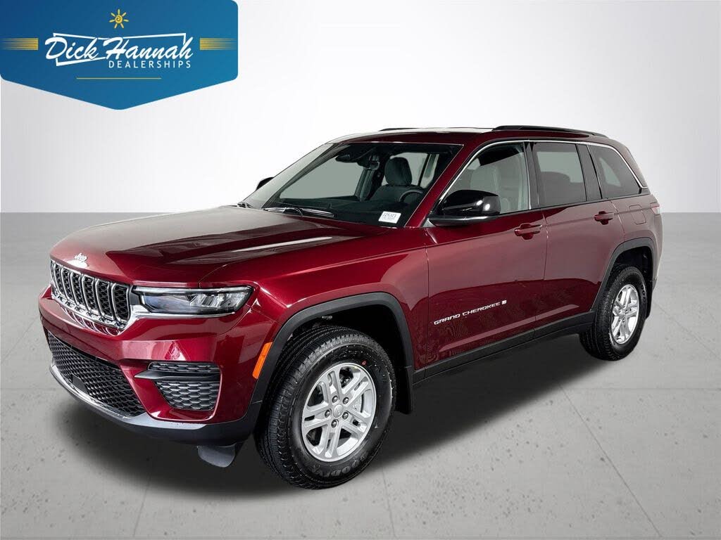 2025 Jeep Grand Cherokee Laredo 4WD