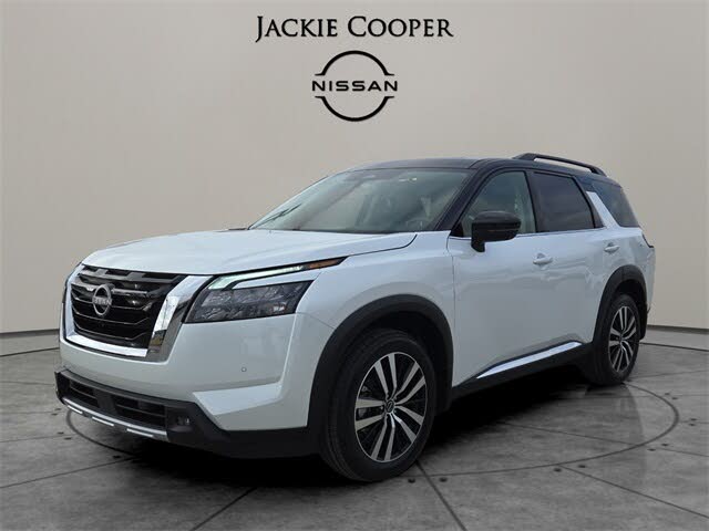 2025 Nissan Pathfinder Platinum 4WD