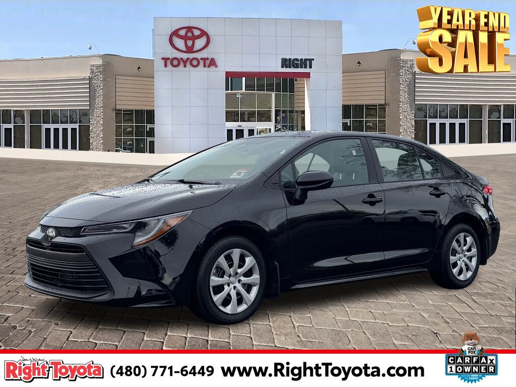 2025 Toyota Corolla LE FWD