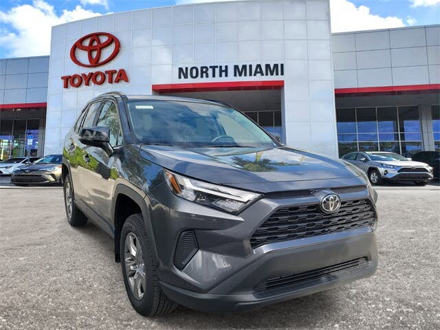 2025 Toyota RAV4 XLE FWD