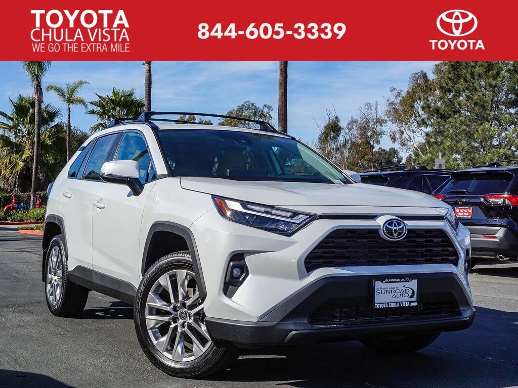 2025 Toyota RAV4 XLE Premium FWD