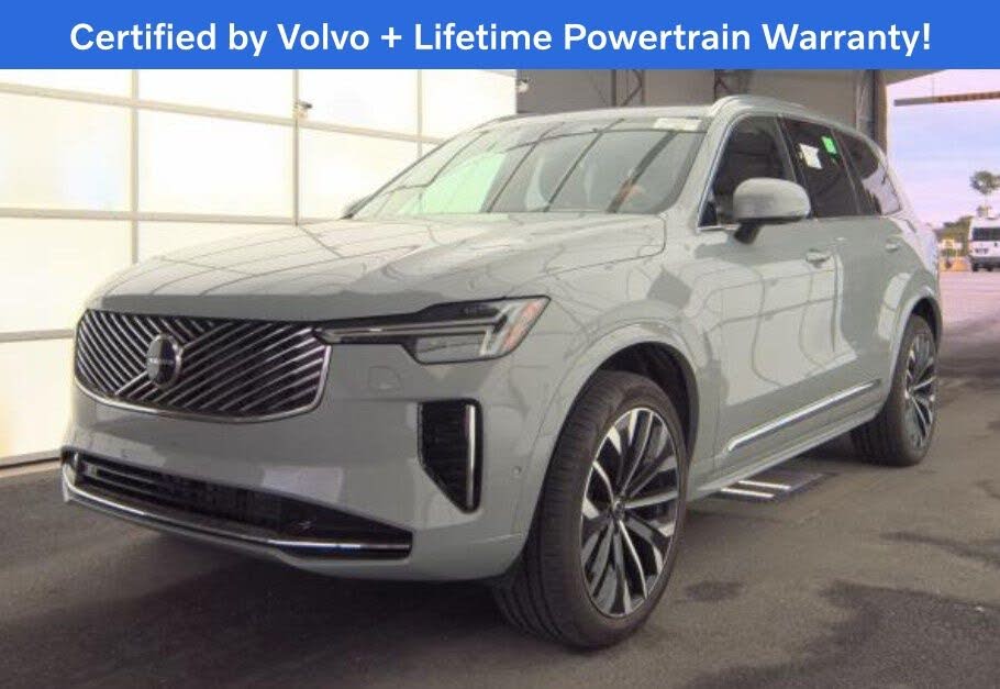 2025 Volvo XC90 B6 Plus Bright Theme 7-Passenger AWD