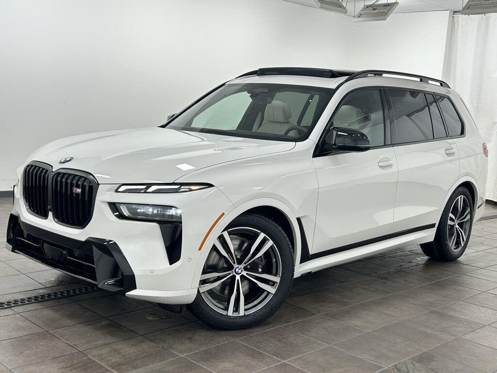 2026 BMW X7 M60i AWD