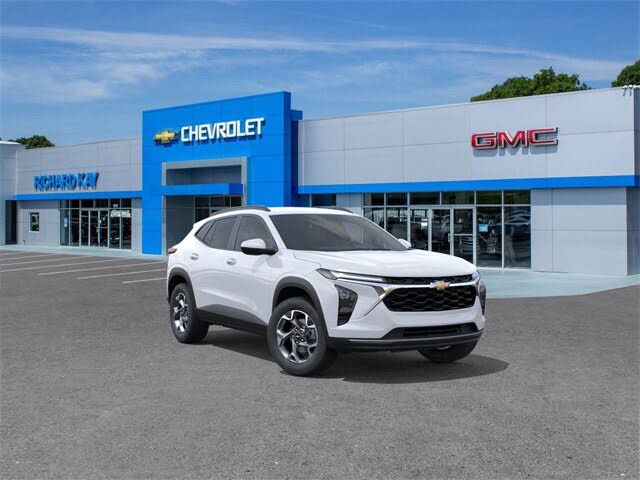2026 Chevrolet Trax LT FWD