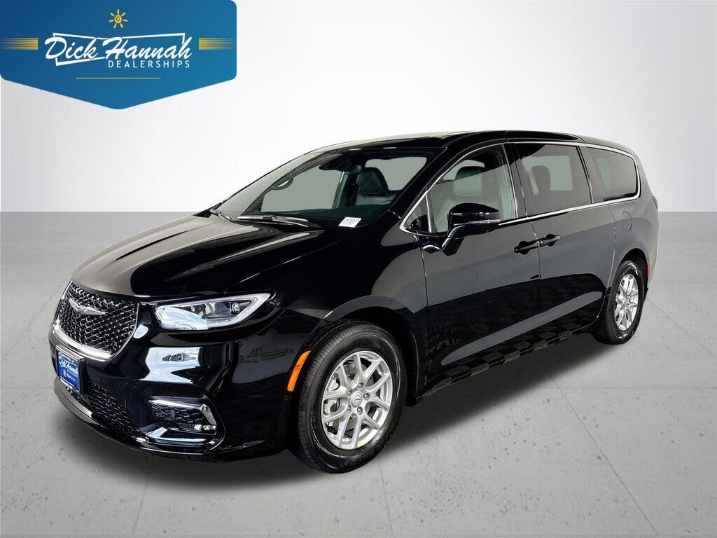 2026 Chrysler Pacifica Select FWD