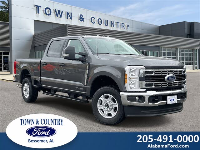 2026 Ford F-250 Super Duty XLT Crew Cab 4WD