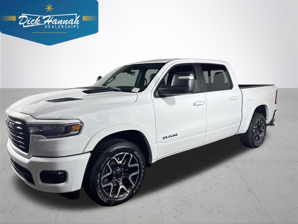 2026 RAM 1500 Laramie Crew Cab 4WD