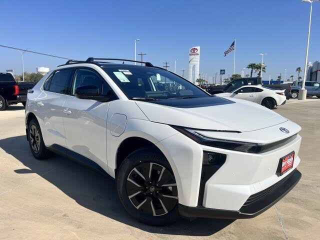 2026 Toyota bZ XLE Plus FWD