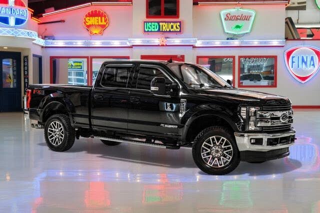 2019 Ford F-250 Super Duty Lariat Crew Cab 4WD