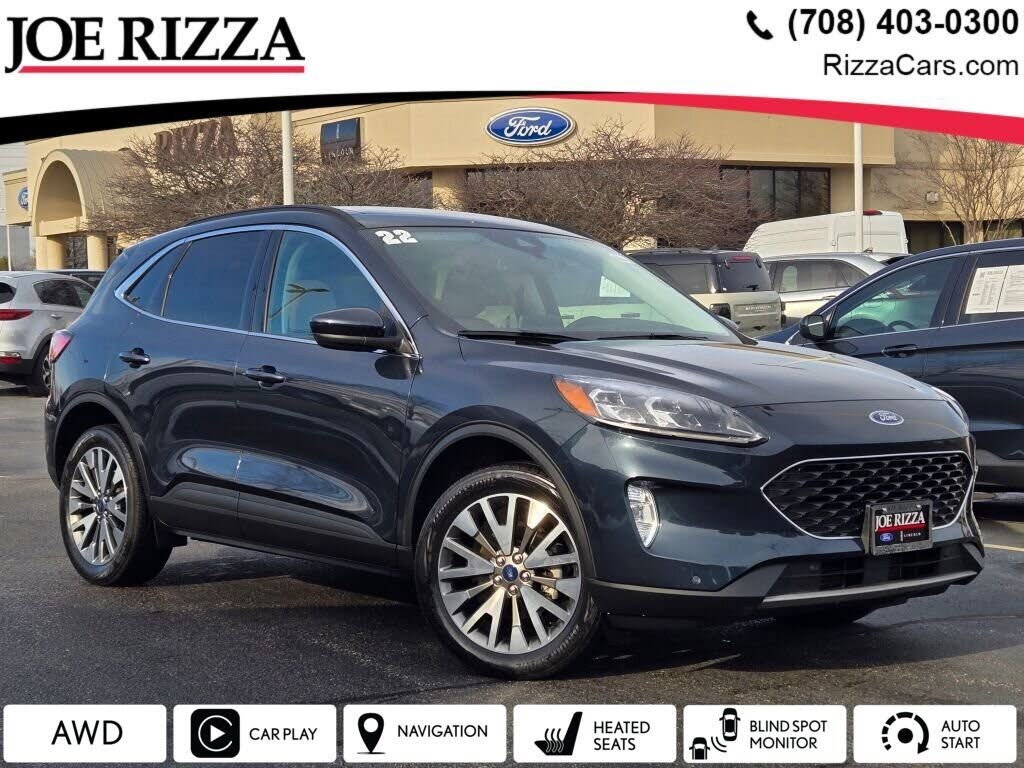 2022 Ford Escape Titanium AWD
