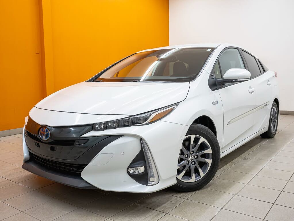 2022 Toyota Prius Prime Upgrade FWD