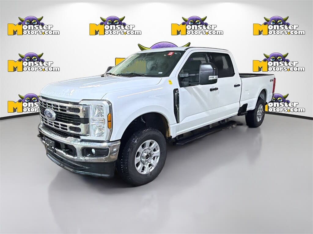 2024 Ford F-350 Super Duty XLT Crew Cab 4WD