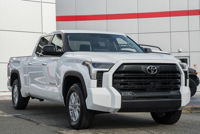 2024 Toyota Tundra SR5 CrewMax Cab LB 4WD