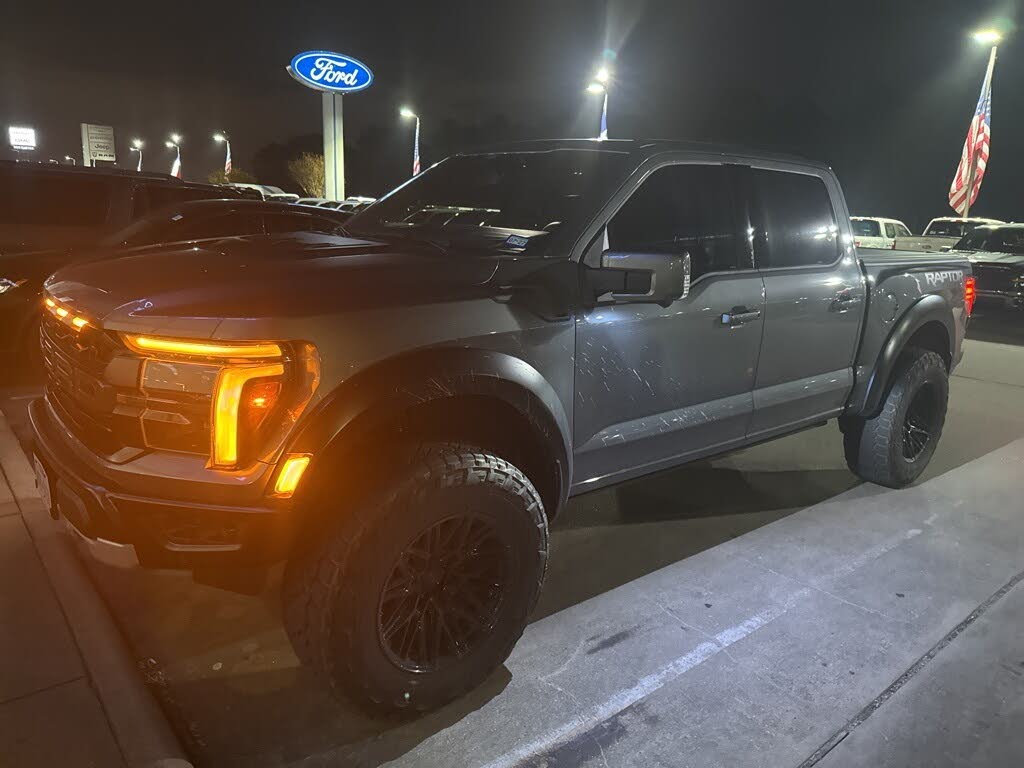 2025 Ford F-150 Raptor SuperCrew 4WD