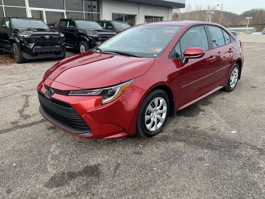 2026 Toyota Corolla LE FWD