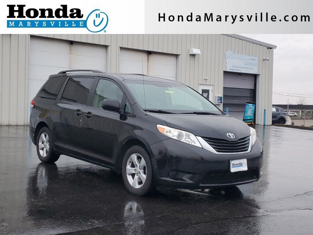 2011 Toyota Sienna 7-Passenger V6 FWD