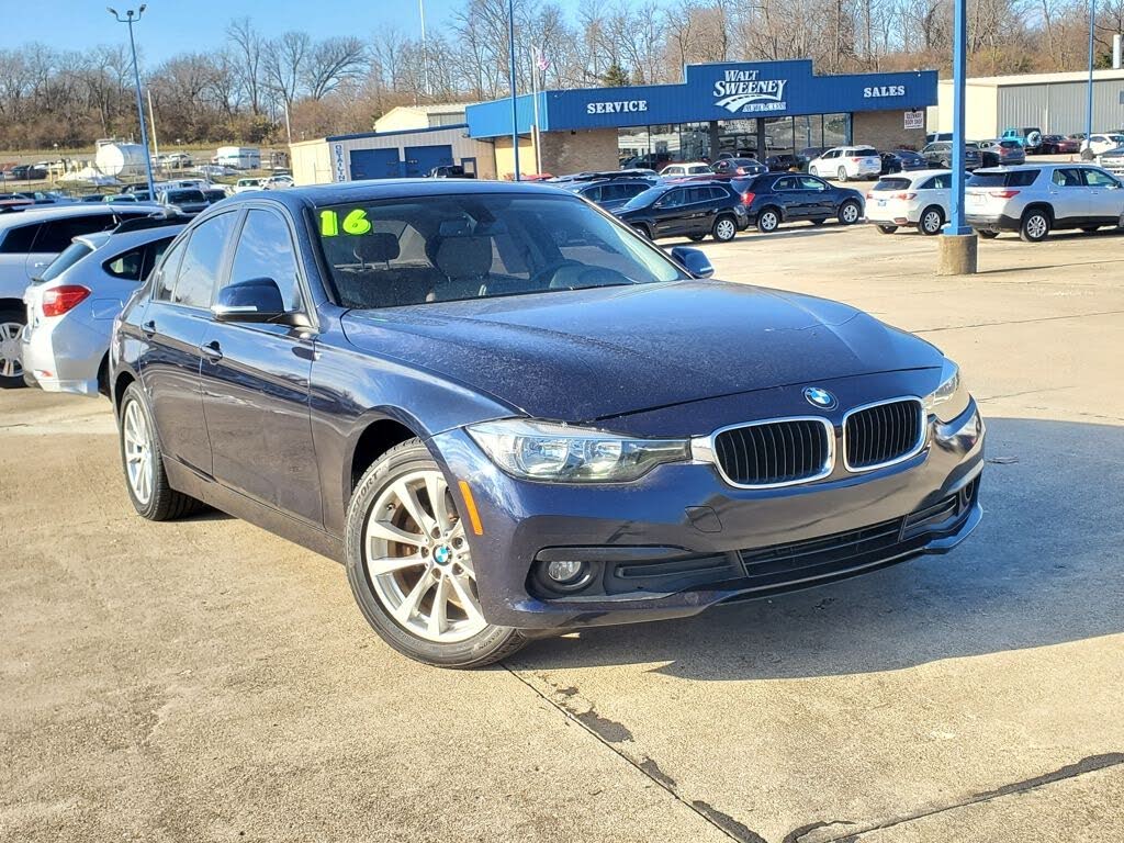2016 BMW 3 Series 320i Sedan RWD