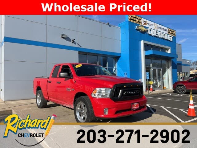 2017 RAM 1500 Express Quad Cab 4WD