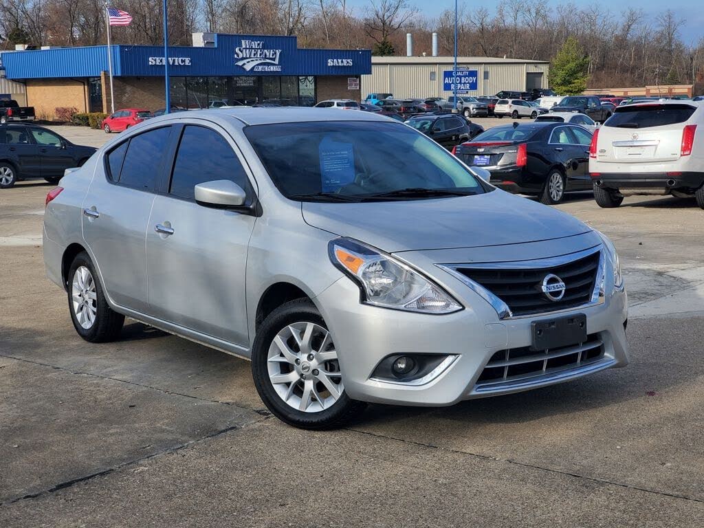 2018 Nissan Versa SV