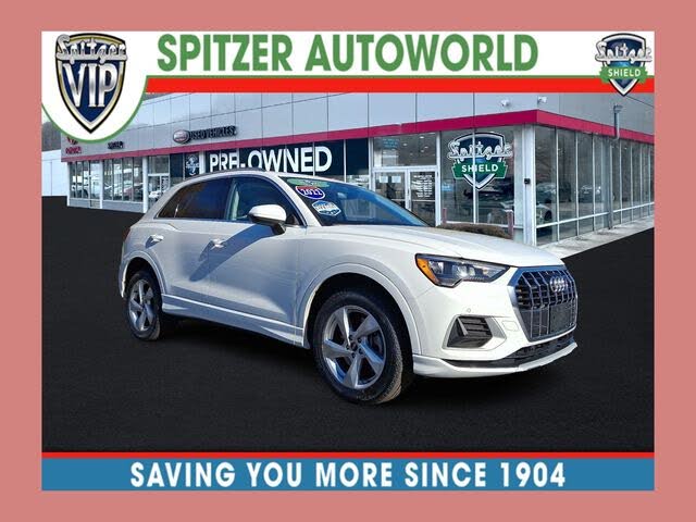 2022 Audi Q3 quattro Premium 40 TFSI