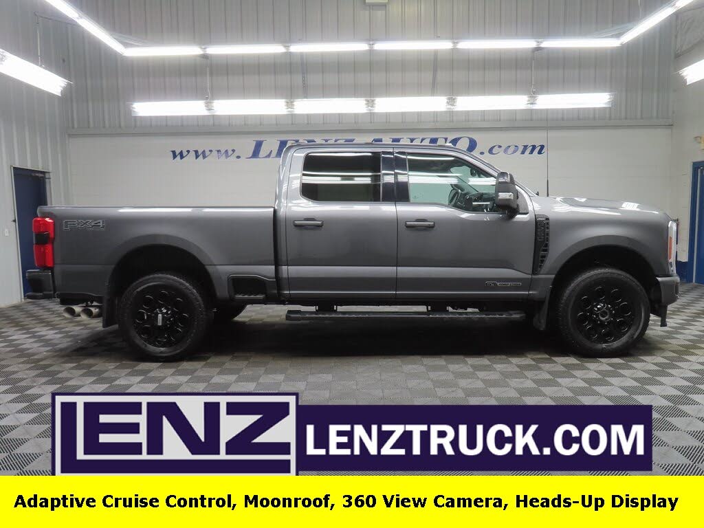 2023 Ford F-250 Super Duty Lariat Crew Cab 4WD