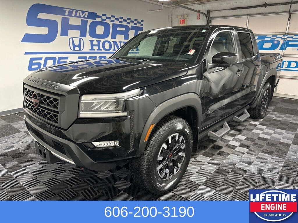 2023 Nissan Frontier PRO-4X Crew Cab 4WD