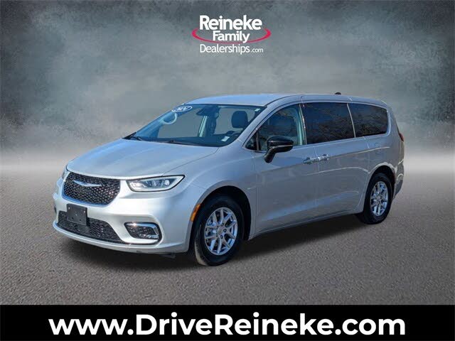 2024 Chrysler Pacifica Touring L FWD