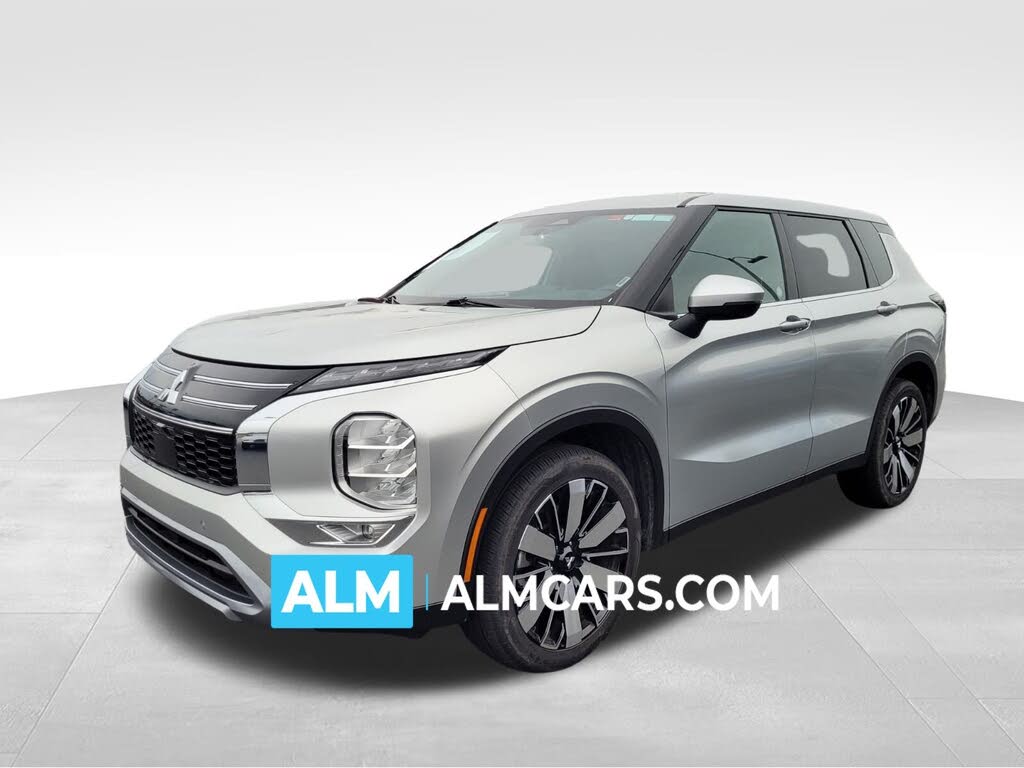 2025 Mitsubishi Outlander SE FWD