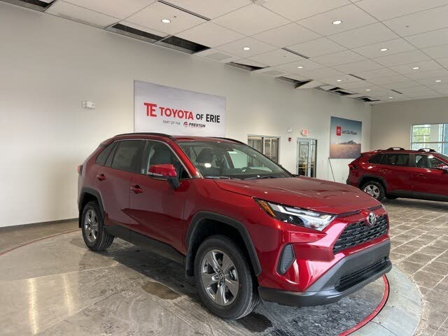 2025 Toyota RAV4 XLE AWD
