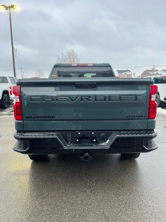 2026 Chevrolet Silverado 1500 Custom Trail Boss Crew Cab 4WD