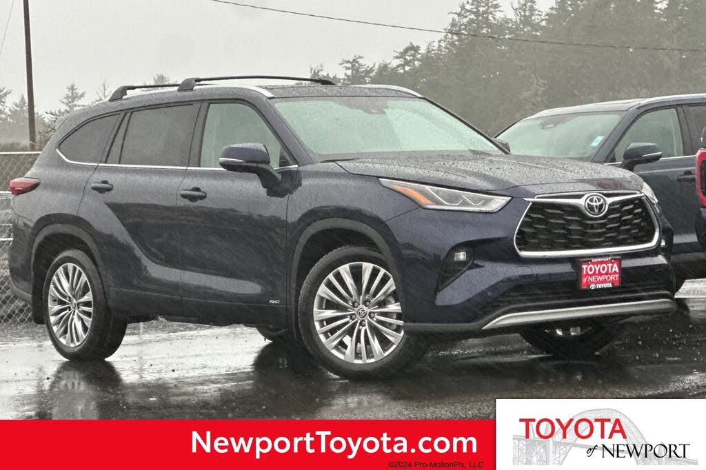 2026 Toyota Highlander Hybrid Platinum AWD