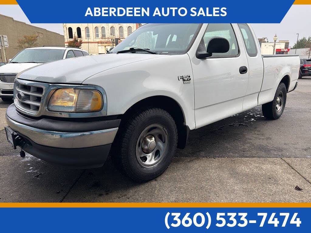 1999 Ford F-150 XL Extended Cab SB