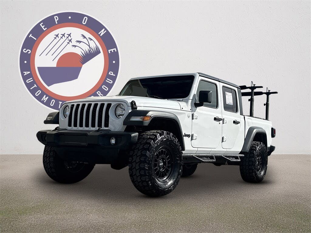 2020 Jeep Gladiator Sport Crew Cab 4WD
