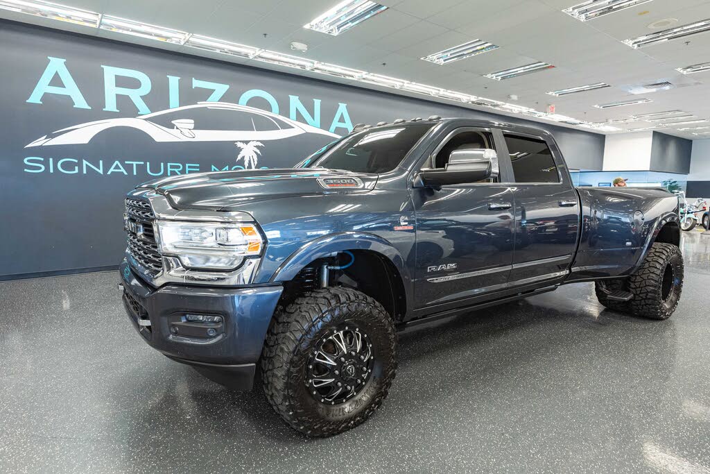 2020 RAM 3500 Limited Crew Cab LB DRW 4WD