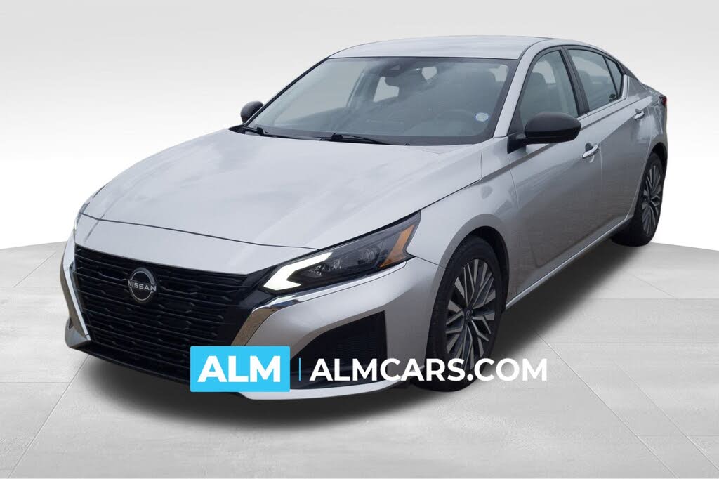 2024 Nissan Altima 2.5 SV FWD