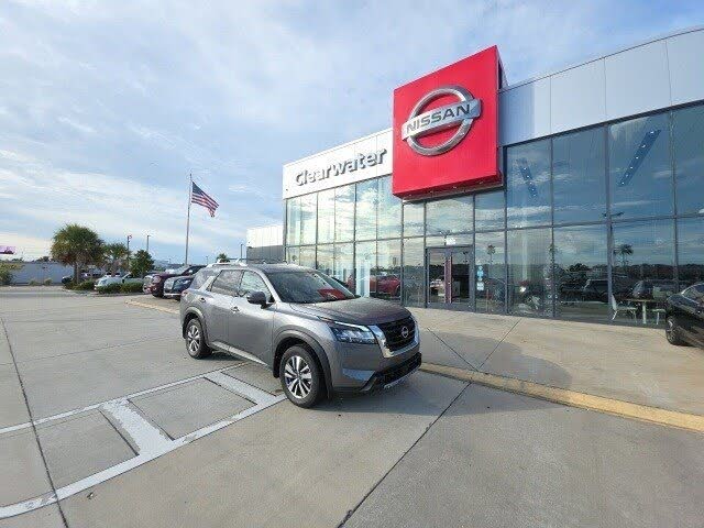 2024 Nissan Pathfinder SL FWD